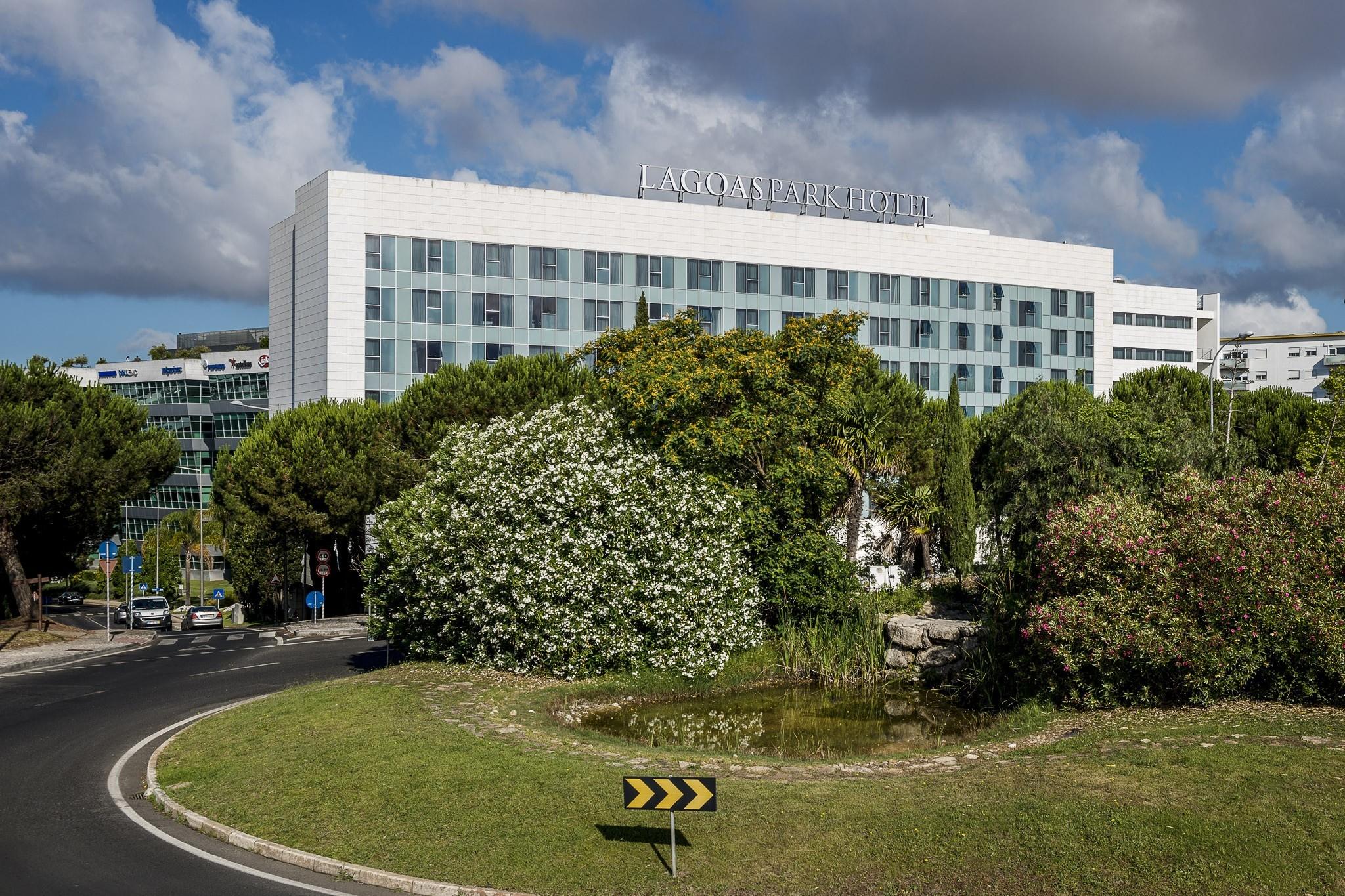 Lagoas Park Hotel Porto Salvo  Bagian luar foto